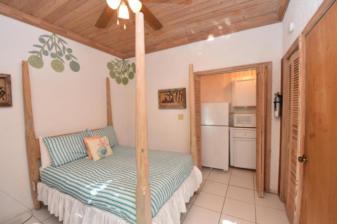 The Sugar Apple Lodging Dunmore Town Exteriér fotografie